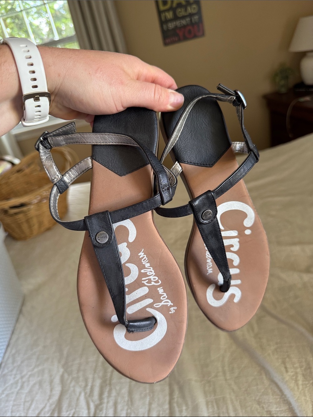 Circus by Sam Edelman Black T-Strap Sandals with Metallic Accents